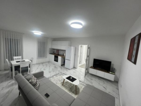 Star Apartments 2